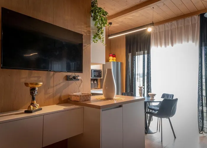 The Kefalos Loft شقة Platánion